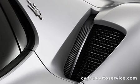 MASERATI MC20 BASE GRADE