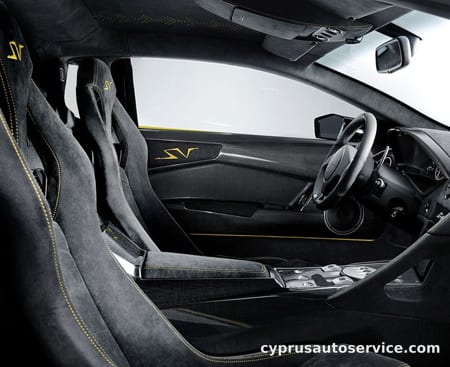 LAMBORGHINI MURCIELAGO LP670-4 SV