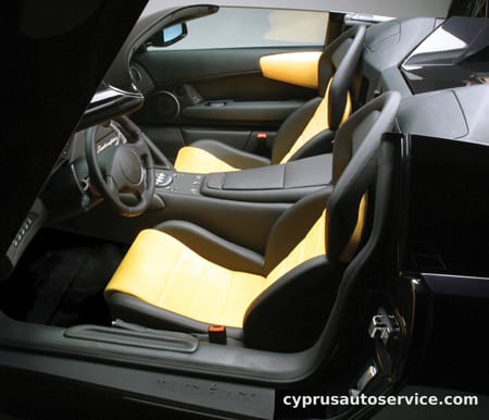 LAMBORGHINI MURCIELAGO ROADSTER LP640