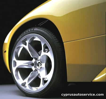 LAMBORGHINI MURCIELAGO ROADSTER LP640