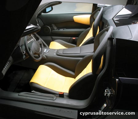 LAMBORGHINI MURCIELAGO ROADSTER LP640