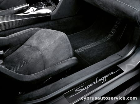 LAMBORGHINI GALLARDO BASE GRADE