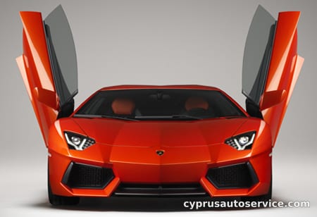 LAMBORGHINI AVENTADOR LP700-4