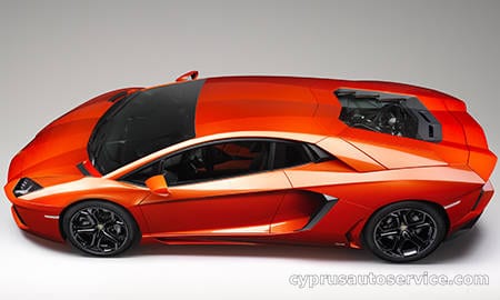 LAMBORGHINI AVENTADOR LP700-4