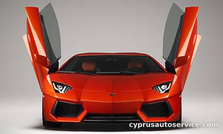 LAMBORGHINI AVENTADOR LP700-4