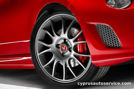 ABARTH 695 TRIBUTO FERRARI BASE GRADE