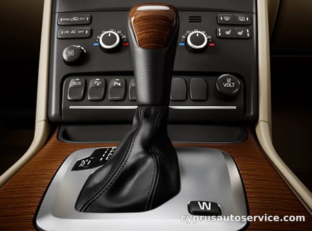 VOLVO XC90 3.2 AWD SE