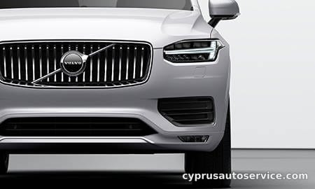 VOLVO XC90 D5 AWD MOMENTUM