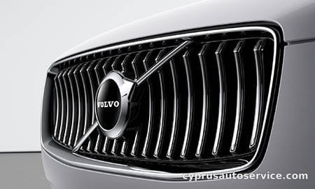 VOLVO XC90 D5 AWD MOMENTUM