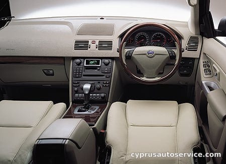 VOLVO XC90 2.5T
