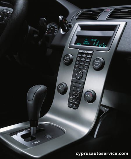 VOLVO V50 T-5 AWD