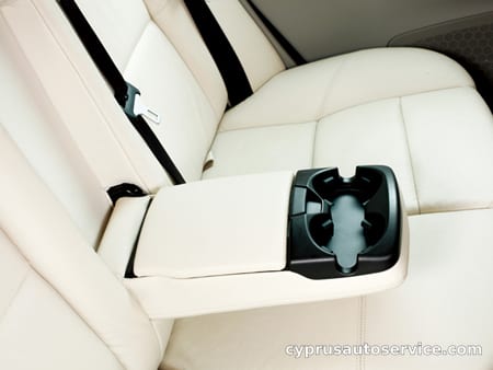 VOLVO V50 2.4 AKTIV