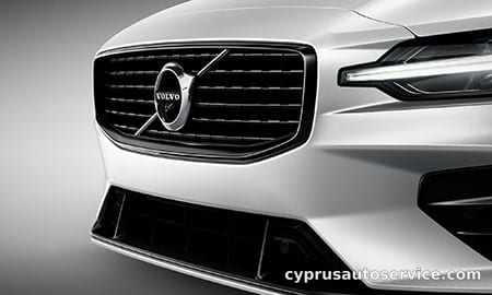 VOLVO V60 RECHARGE PLUG IN HYBRID T6 AWD INSCRIPTION