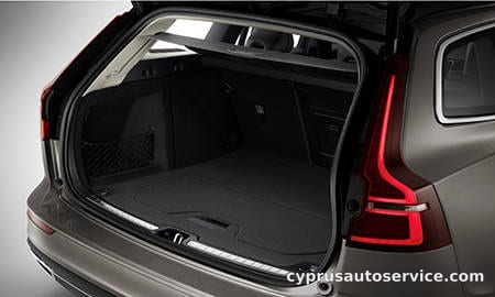 VOLVO V60 T5 MOMENTUM