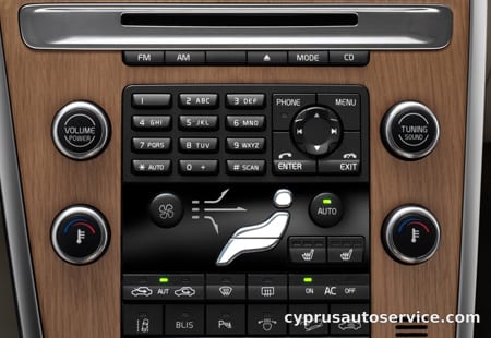 VOLVO XC60 T5 LE