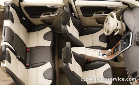 VOLVO XC60 T6 SE AWD