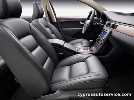VOLVO V70 2.5T LE