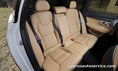 VOLVO V90 D4 MOMENTUM