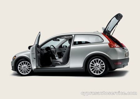 VOLVO C30 2.4I AKTIV