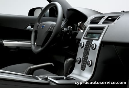 VOLVO C30 2.4I AKTIV