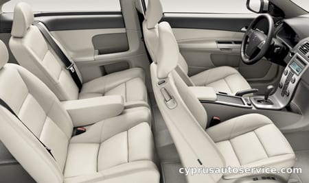 VOLVO C30 2.4I SE