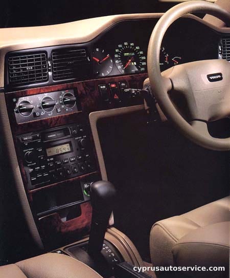 VOLVO 960 2.5