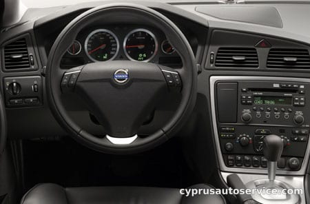 VOLVO S60 2.4 SE