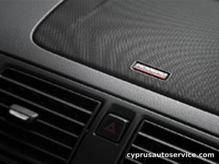VOLVO C70 BASE GRADE