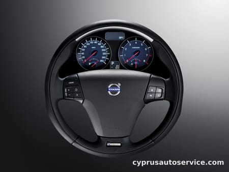 VOLVO S40 T5 TE AWD