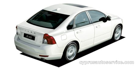 VOLVO S40 T5 TE AWD