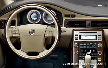 VOLVO S80 3.2 SE