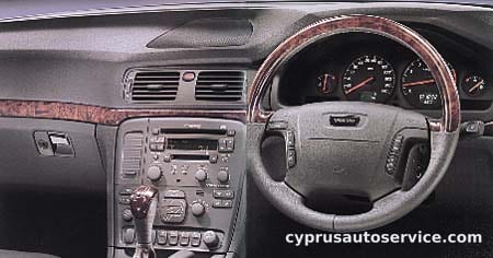 VOLVO S80 2.9