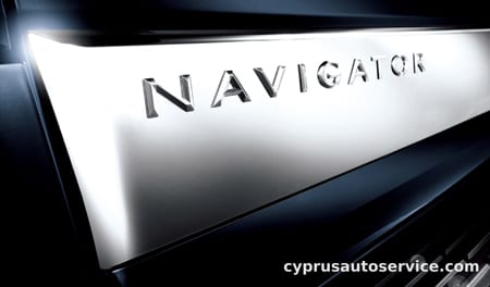LINCOLN NAVIGATOR BASE GRADE