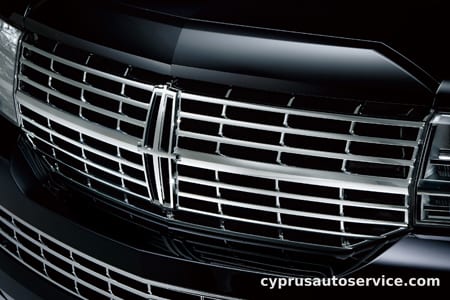 LINCOLN NAVIGATOR BASE GRADE