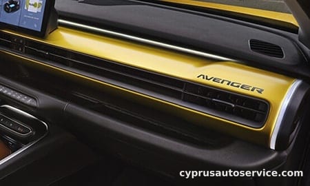 CHRYSLER JEEP JEEP AVENGER ALTITUDE