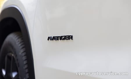 CHRYSLER JEEP JEEP AVENGER 4XE HYBRID UPLAND