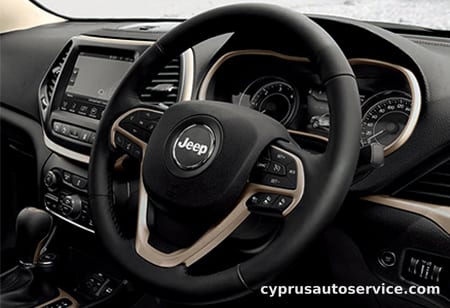 CHRYSLER JEEP JEEP CHEROKEE LONGITUDE