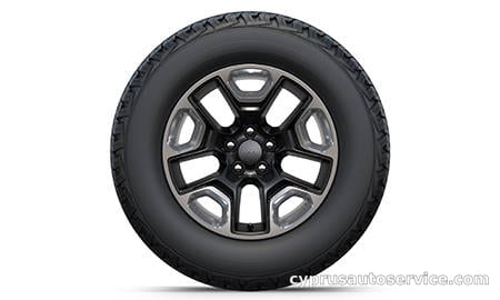 CHRYSLER JEEP JEEP CHEROKEE LONGITUDE