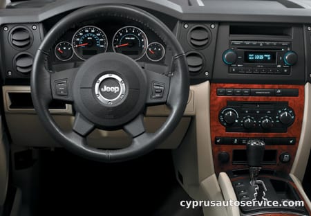 CHRYSLER JEEP JEEP COMMANDER LIMITED 5.7 HEMI
