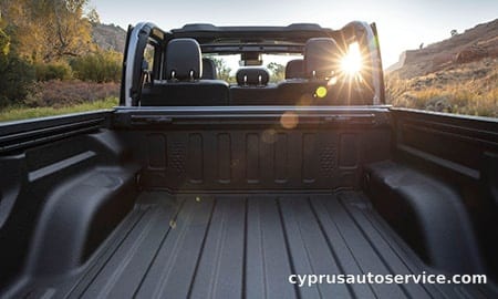 CHRYSLER JEEP JEEP GLADIATOR RUBICON