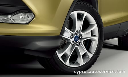FORD KUGA TREND