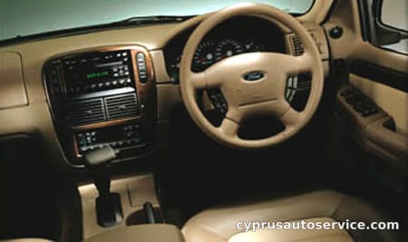 FORD EXPLORER XLT