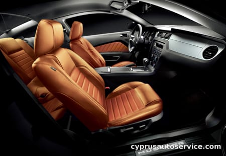 FORD MUSTANG V8 GT CONVERTIBLE PREMIUM