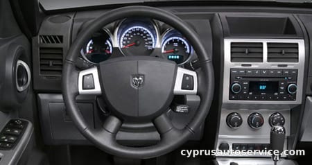 DODGE NITRO SE