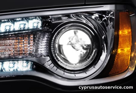 CHRYSLER 300 SRT 8