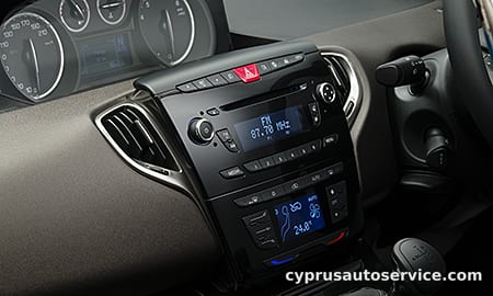 CHRYSLER YPSILON PLATINUM
