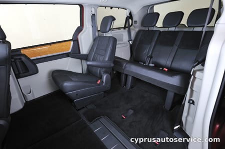 CHRYSLER GRAND VOYAGER TOURING