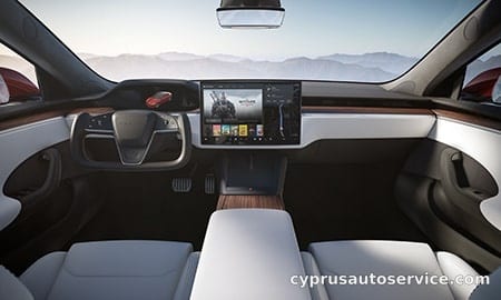 TESLA MODEL S TRI MOTOR AWD PLAID