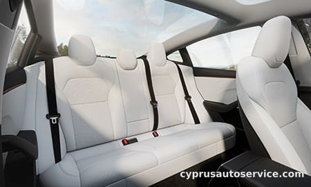 TESLA MODEL 3 RWD