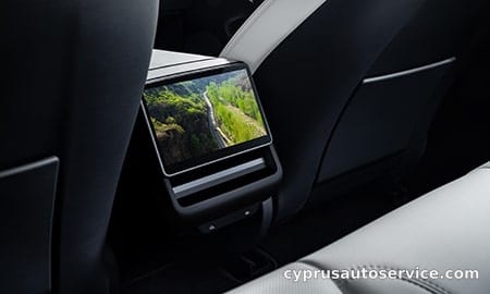 TESLA MODEL 3 RWD